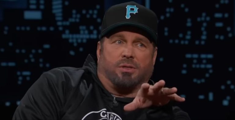 Garth Brooks-YouTube