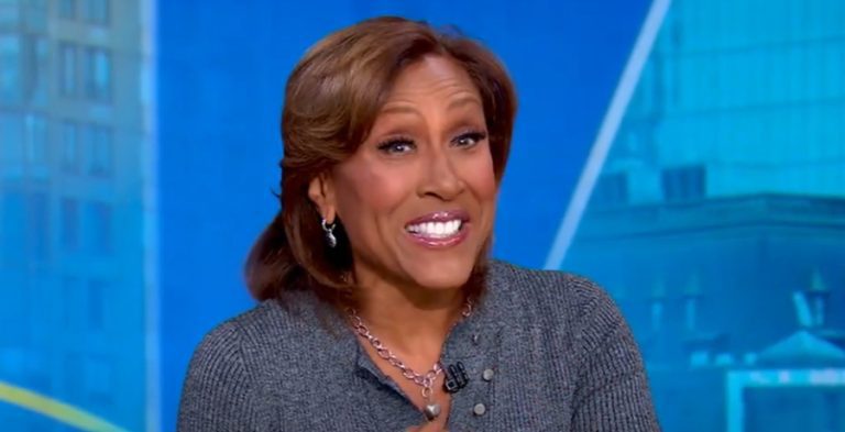 Robin Roberts - YouTube