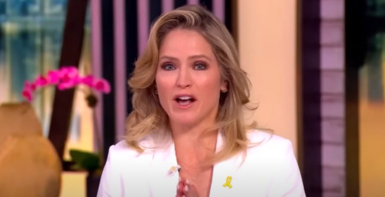 Sara Haines - YouTube