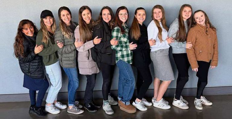 The Duggar Ladies (Michelle, Jana, Jinger, Jessa, Joy-Anna)- Instagram