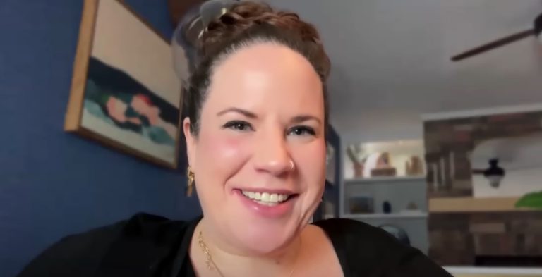 Whitney Way Thore - YouTube