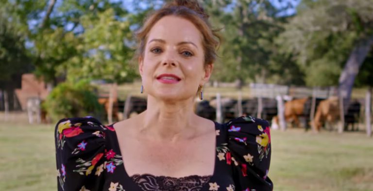 'Farmer Wants A Wife' host Kimberly Williams-Paisley/Credit: YouTube