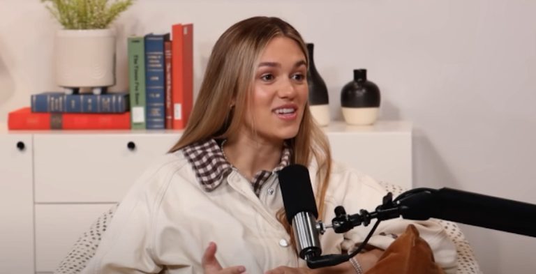 Sadie Robertson- YouTube
