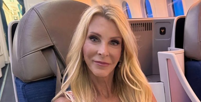 'Golden Bachelorette' Joan Vassos/Credit: YouTube