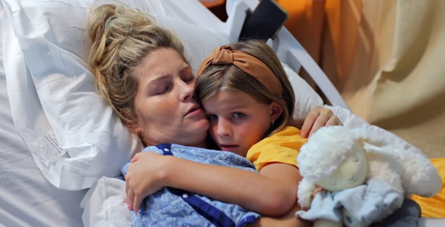 Erin Bates' Family Reunion - YouTube