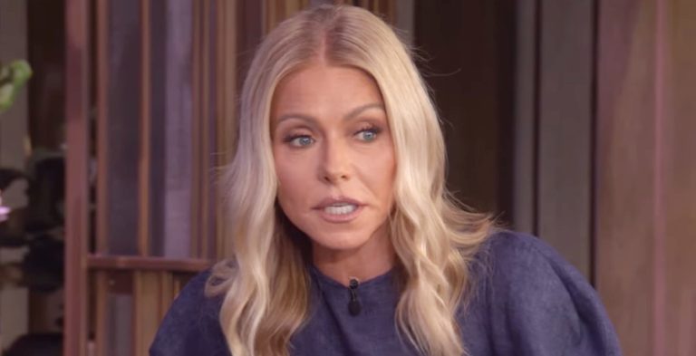 LIVE host Kelly Ripa/Credit: YouTube