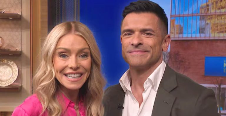 'LIVE' Kelly Ripa and Mark Consuelos/Credit: YouTube