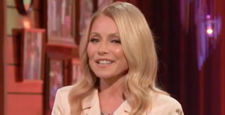 'LIVE' Kelly Ripa/Credit: YouTube