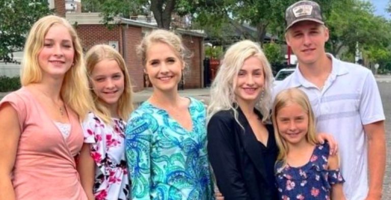 Plathville Kids - Moriah - Lydia - Isaac - Amber - Mercy