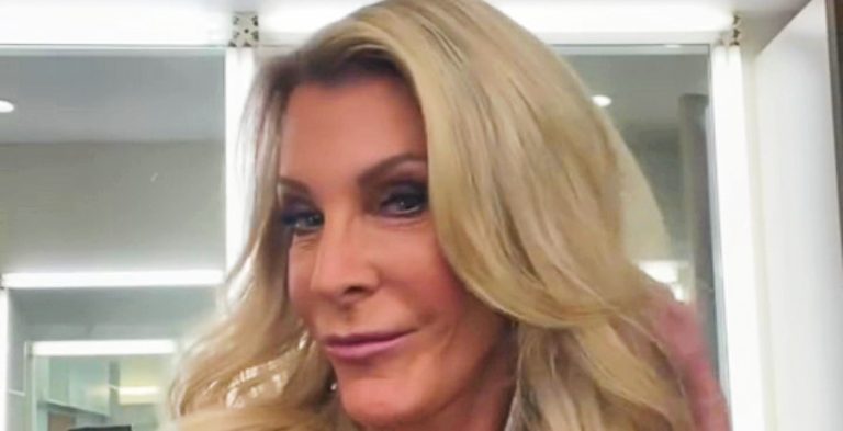 'Golden Bachelorette' Joan Vassos/Credit: YouTube