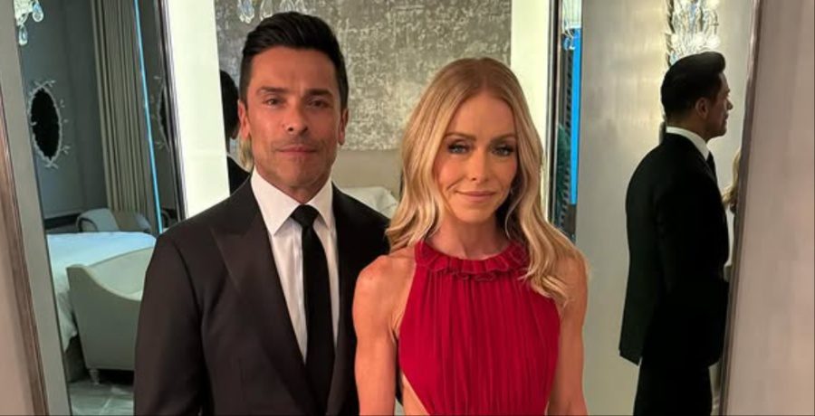Kelly Ripa and Mark Consuelos Instagram