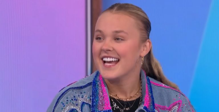 JoJo Siwa- YouTube