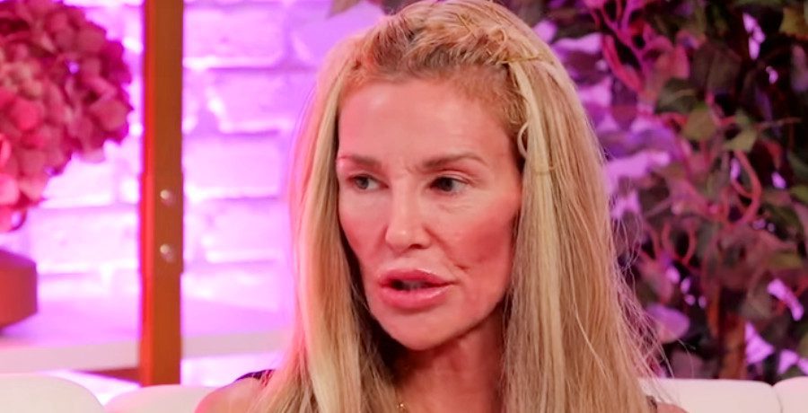 Brandi Glanville/Credit: YouTube