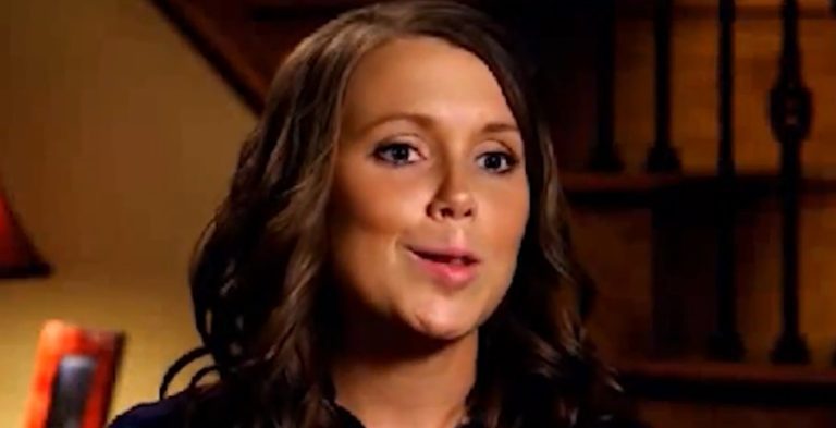 Anna Duggar YouTube