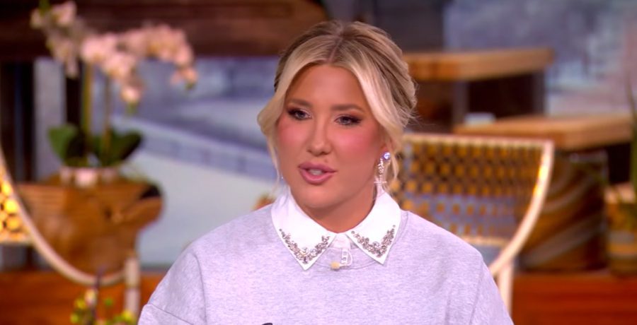 Savannah Chrisley - YouTube