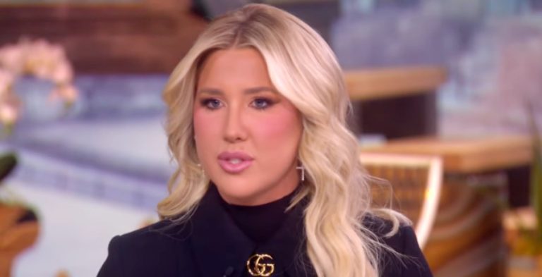 Savannah Chrisley/Credit: YouTube
