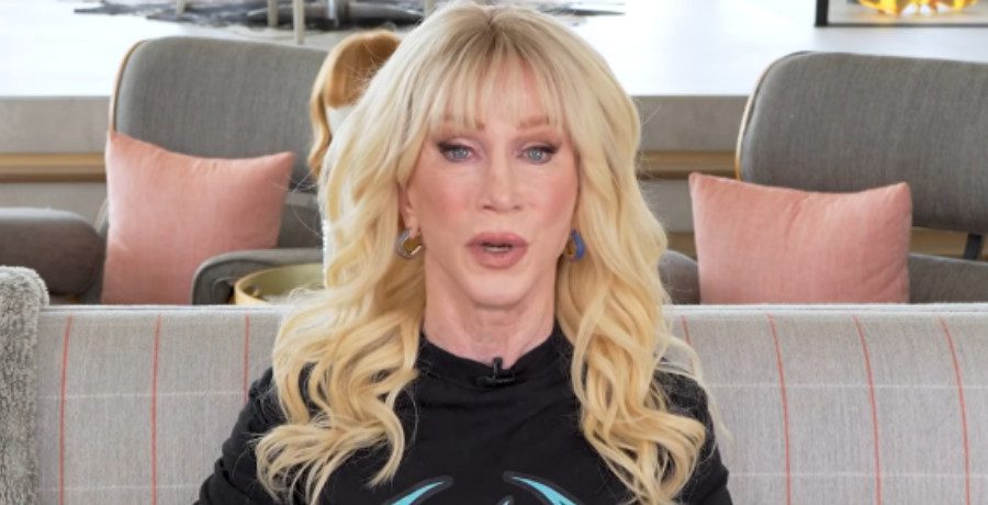Kathy Griffin debuts blonde makeover/Credit: YouTube