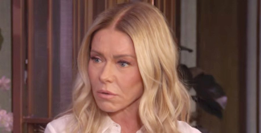 Kelly Ripa/Credit: YouTube