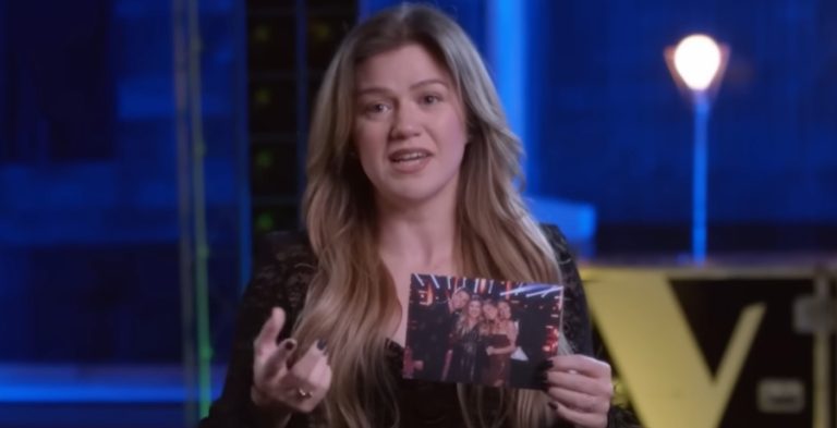 Kelly Clarkson YouTube