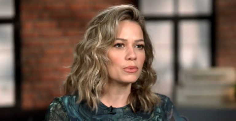 Bethany Joy Lenz - YouTube