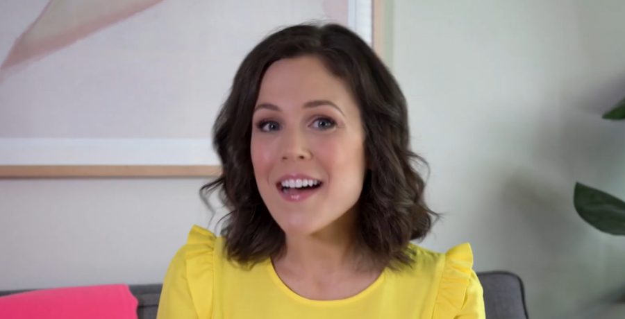 Erin Krakow - YouTube