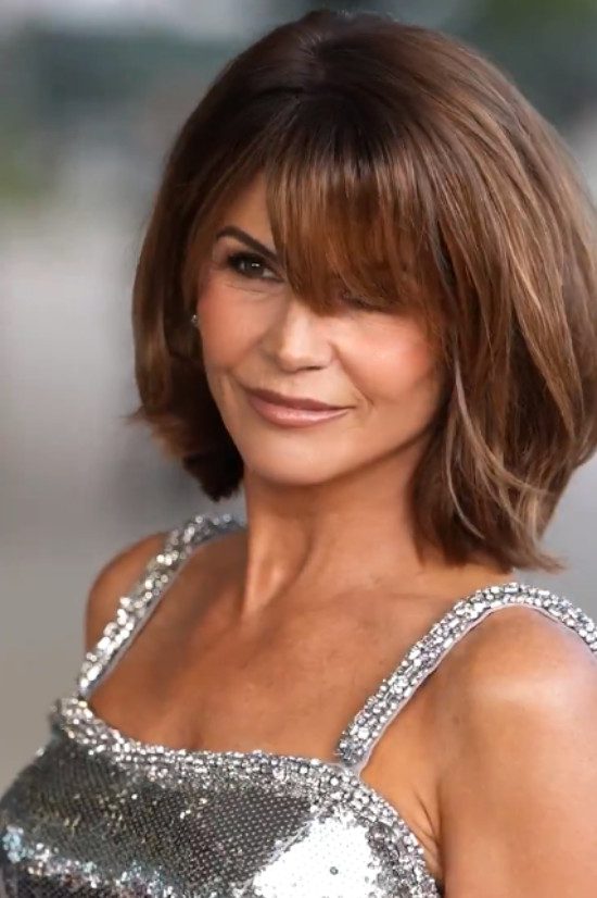 Lori Loughlin shows off bold new look/Credit: YouTube