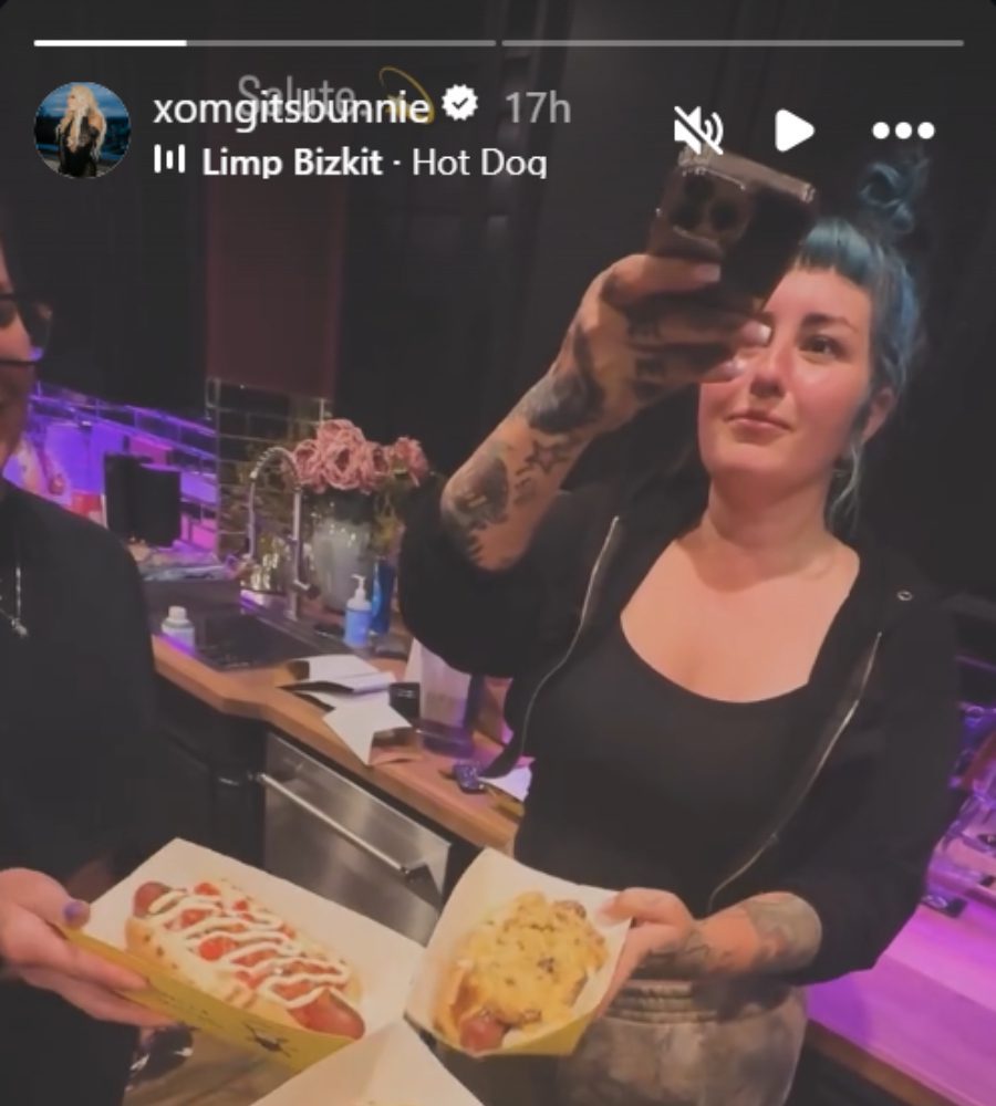 Bunnie Xo's share - IG Stories