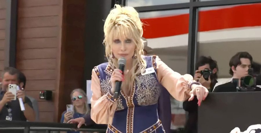 Dolly Parton/Credit: YouTube