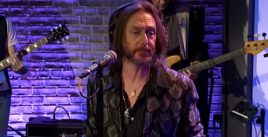 Chris Robinson- YouTube