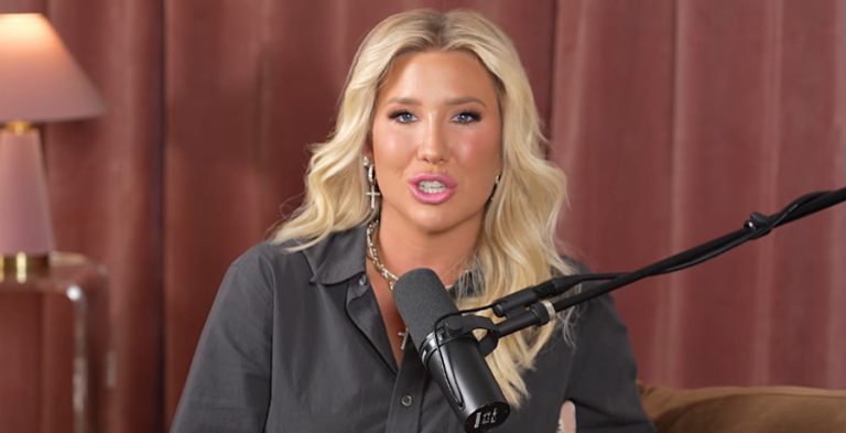 Savannah Chrisley- YouTube