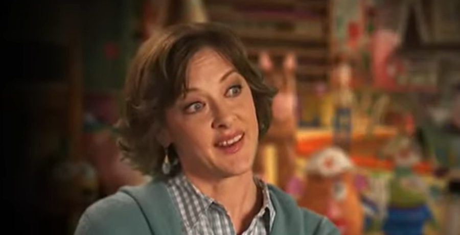 Joan Cusack - YouTube