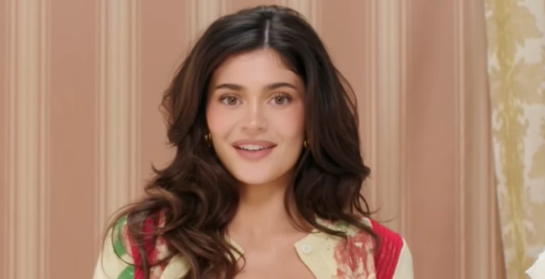 Kylie Jenner - YouTube