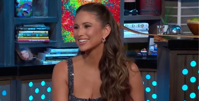 Nia Sanchez | Youtube