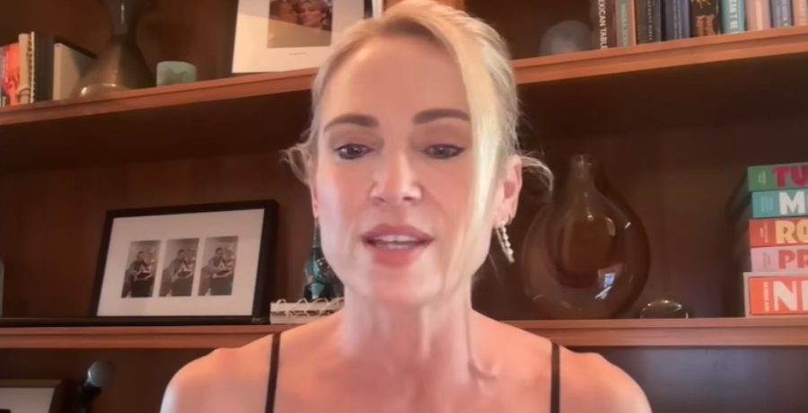 Amy Robach - YouTube