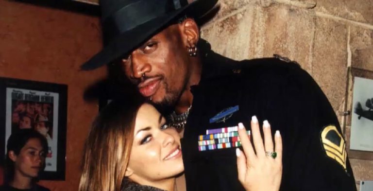 Carmen Electra and Dennis Rodman/Credit: YouTube