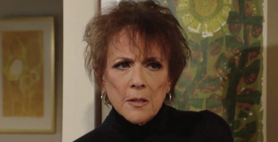 Colleen Zenk/Credit: YouTube