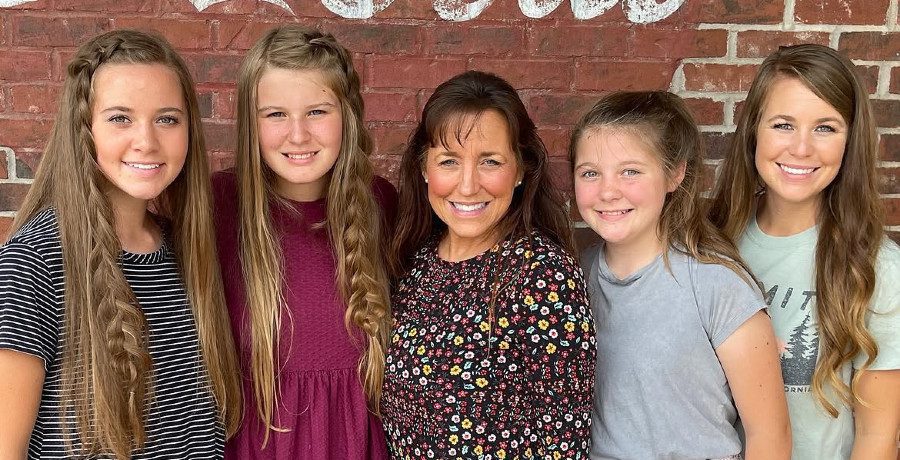 Duggar family/Credit: Instagram
