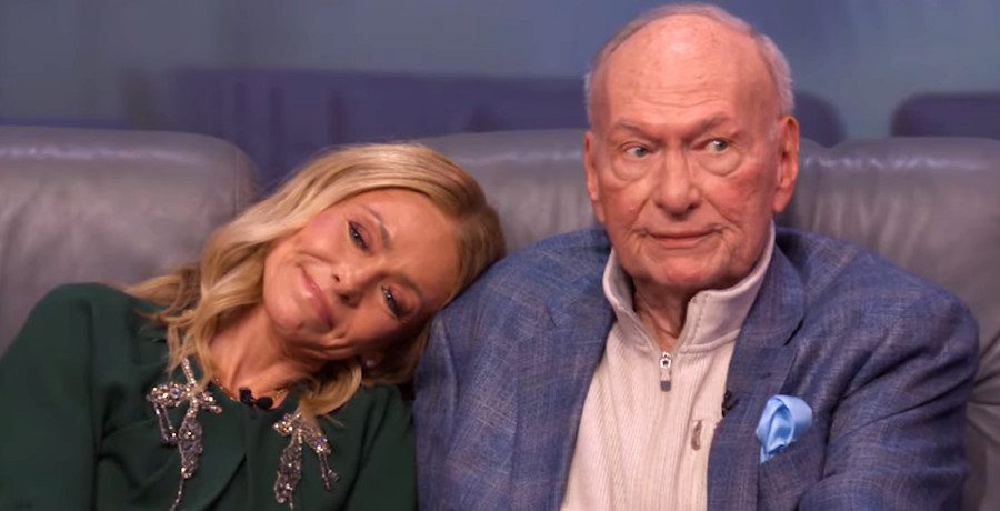 Kelly Ripa and Art Moore/Credit: YouTube