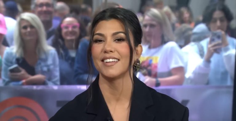 Kourtney Kardashian - YouTube